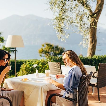 Hotel Orione - Lake Front Hotel Brenzone sul Garda Luaran gambar
