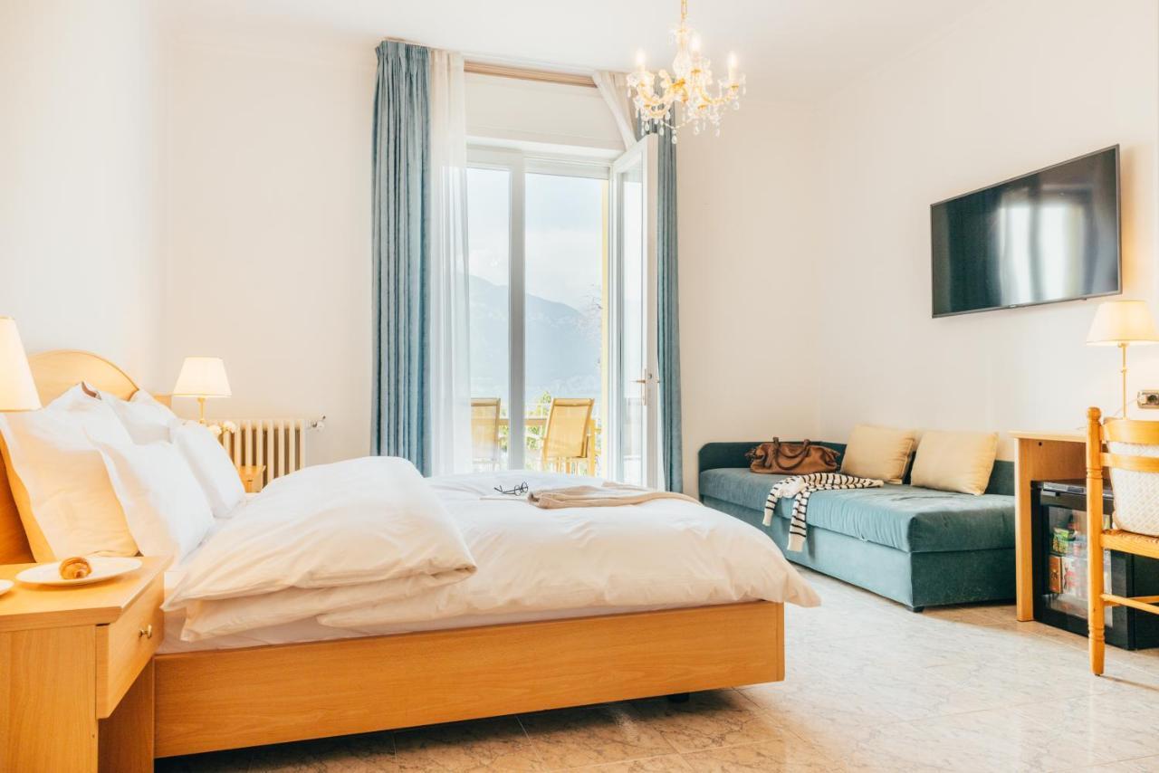 Hotel Orione - Lake Front Hotel Brenzone sul Garda Luaran gambar