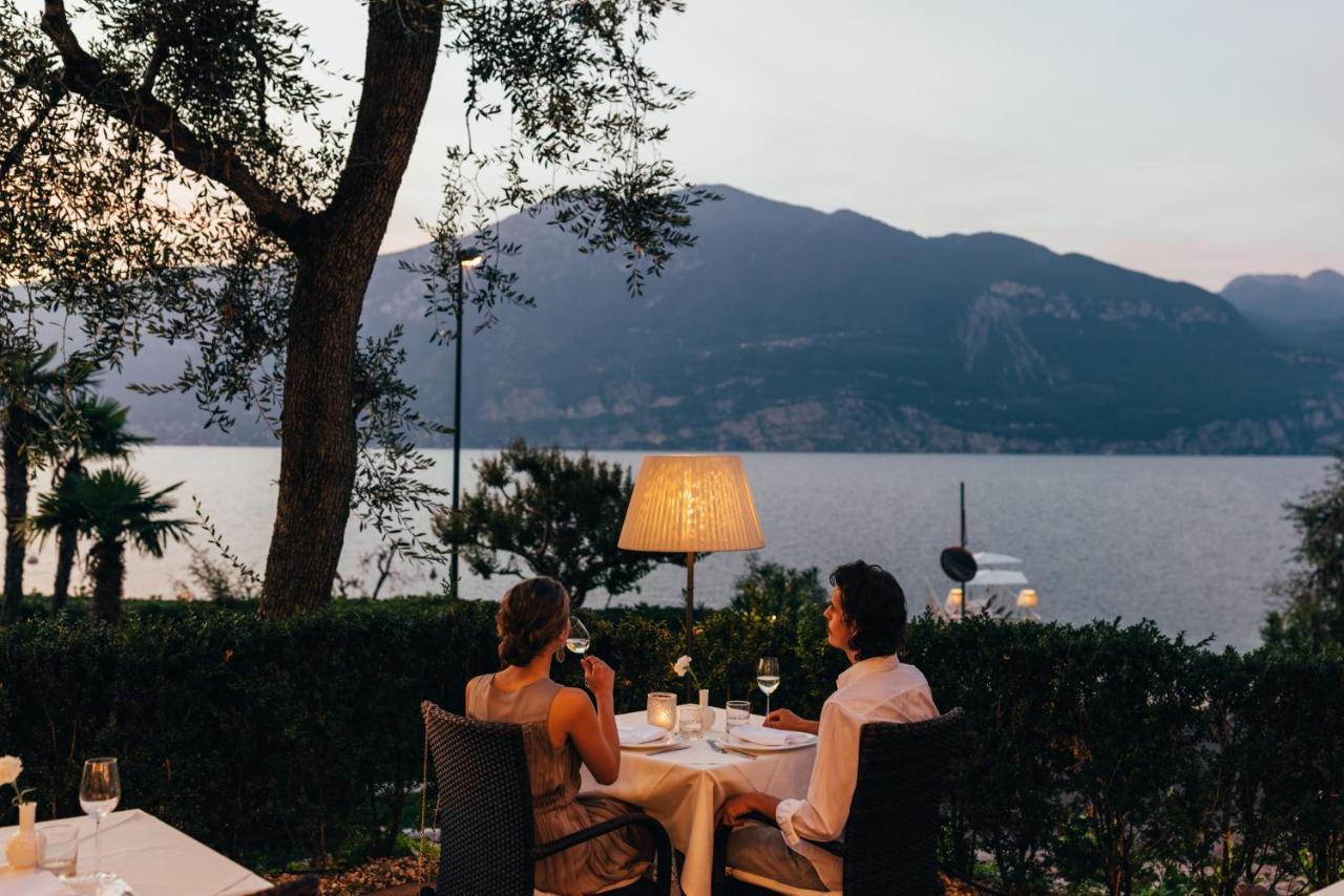Hotel Orione - Lake Front Hotel Brenzone sul Garda Luaran gambar